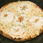 Goat cheese with walnuts Pizza